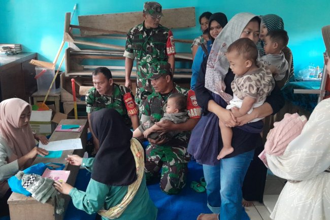 Babinsa Dampingi Kegiatan Posyandu Balita, Sebagai Upaya Pengentasan Stanting
