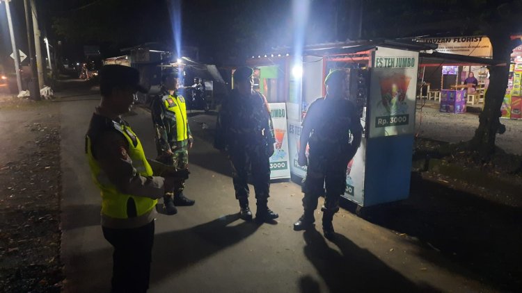 Sinergitas TNI-Polri Patroli Malam Ramadan di Wanadadi Jaga Kamtibmas Tetap Kondusif