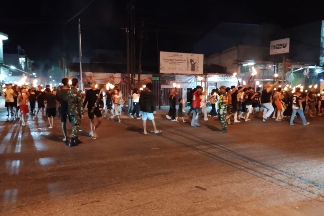 Babinsa Koramil 07 Mandiraja Melaksanakan Pemantauan Pos PAM Lebaran