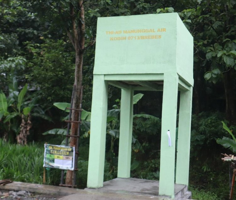 Atasi Krisis Air Bersih, TMMD Kodim Brebes Bangun Bak Penampungan "TNI AD Manunggal Air" 