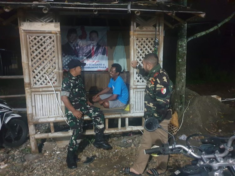 Babinsa dan Banser Patroli Siskamling, Ciptakan Kondisi Aman