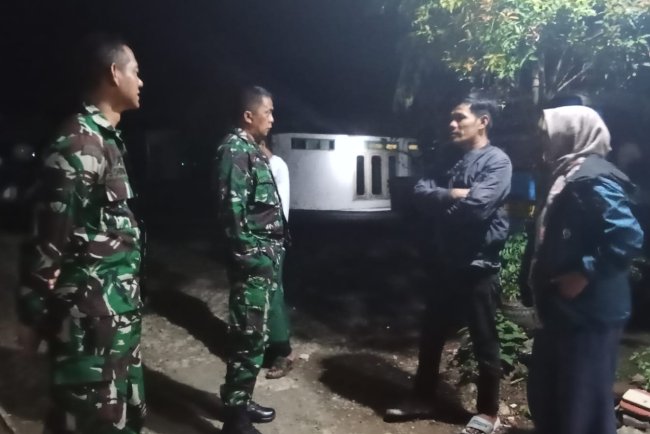 Babinsa Koramil 13 Banjarmangu laksanakan  patroli Keamanan Wilayah Binaan