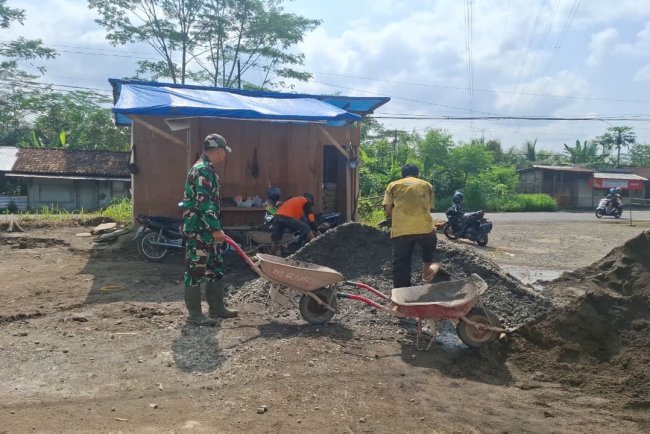 Gerai Mulai Tertata Gudang Dipersiapkan KDKMP Randegan Terus Berproses
