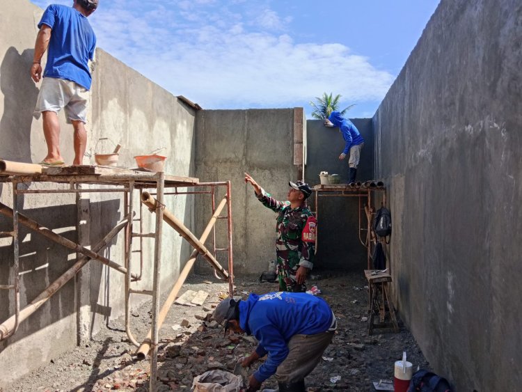 Babinsa Koramil 07 Mandiraja Awasi Progres Pembangunan KDKMP di Desa Somawangi