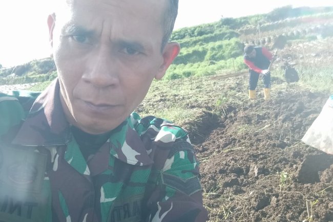 Mengawal Asa dari Pondasi Peran Babinsa di Balik Pembangunan KDKMP Pekasiran