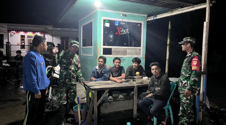 Patroli Malam Di Wilayah Binaan
