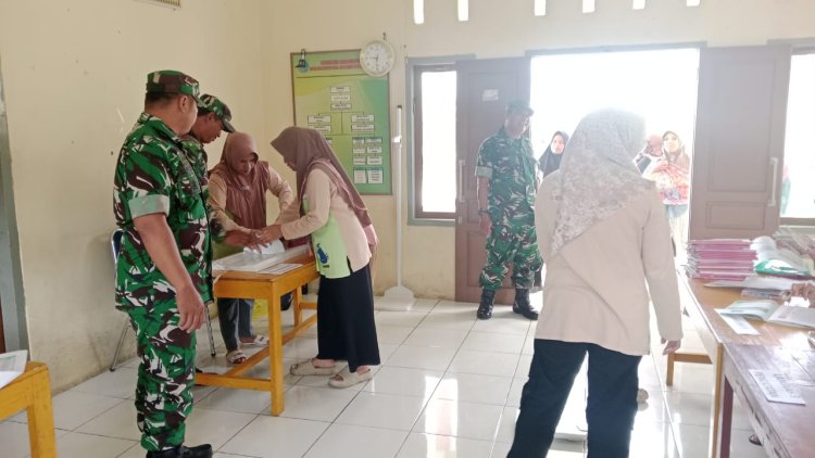 Peran Aktif Babinsa Dampingi  Posyandu Di Desa Binaan