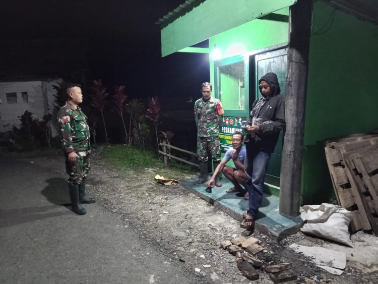 Peran Aktif Babinsa Melaksanakan Patroli Malam