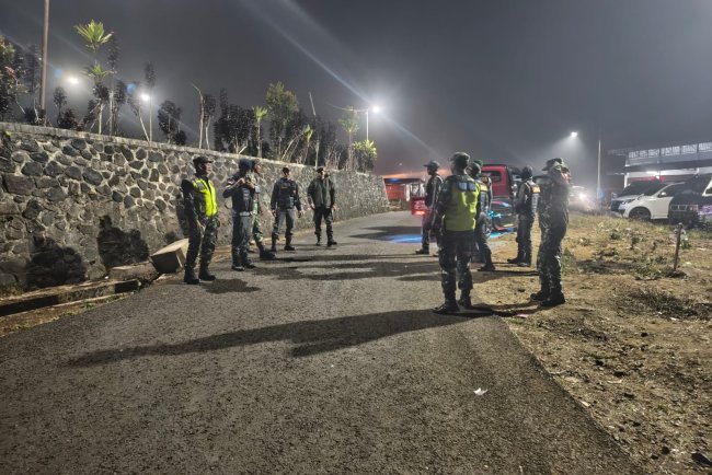 Koramil 16 Pejawaran Gelar Patroli Bersama Komponen Masyarakat Guna Ciptakan Kondisi Yang Aman