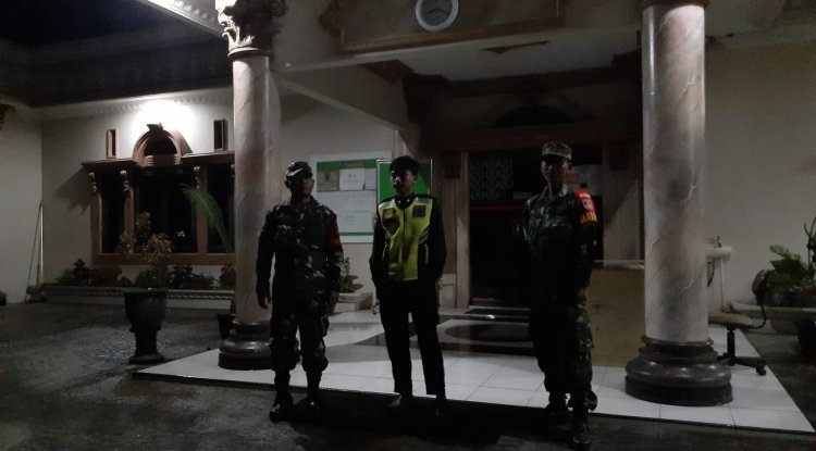 Koramil 18 Pagentan Melaksanakan Patroli Malam