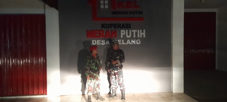 Koramil 15 Rakit Bersama anggota Kokam Tingkatkan Keamanan Desa