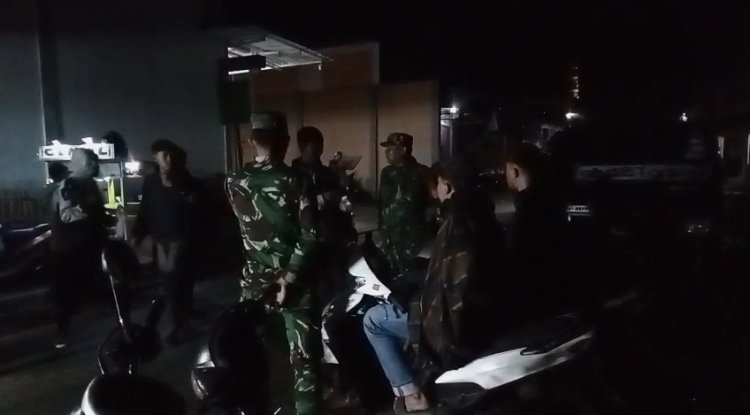 Koramil 05 Batur Gelar Patroli Malam Bersama Warga Desa Batur Jaga Kamtibmas