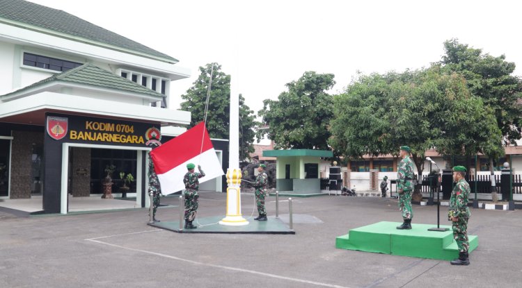 Kasdim 0704 Banjarnegara Pimpin Upacara 17-an Tekankan Kesiapsiagaan Hadapi Kekeringan dan Karhutla
