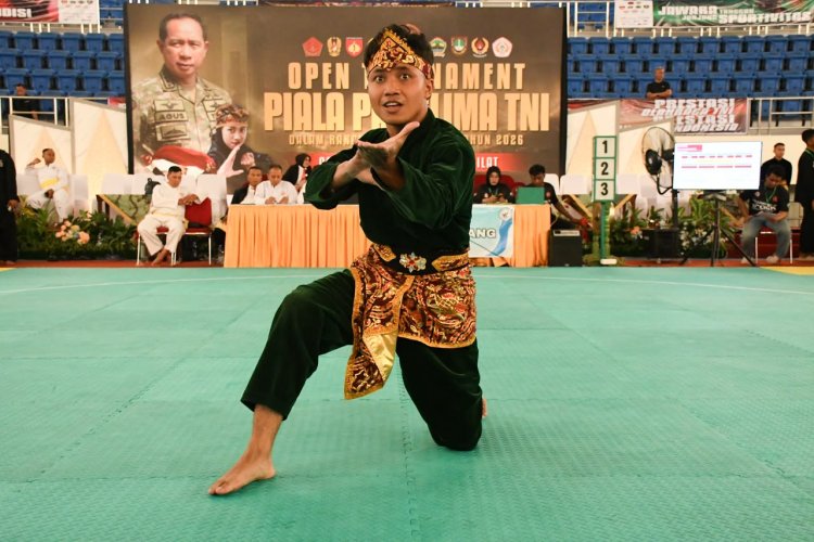Pangdam IV Diponegoro Tutup Open Tournament Pencak Silat Piala Panglima TNI 2026