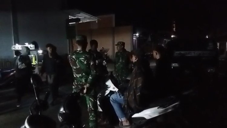 Koramil 05 Batur Gelar Patroli Malam Bersama Warga Desa Batur Jaga Kamtibmas